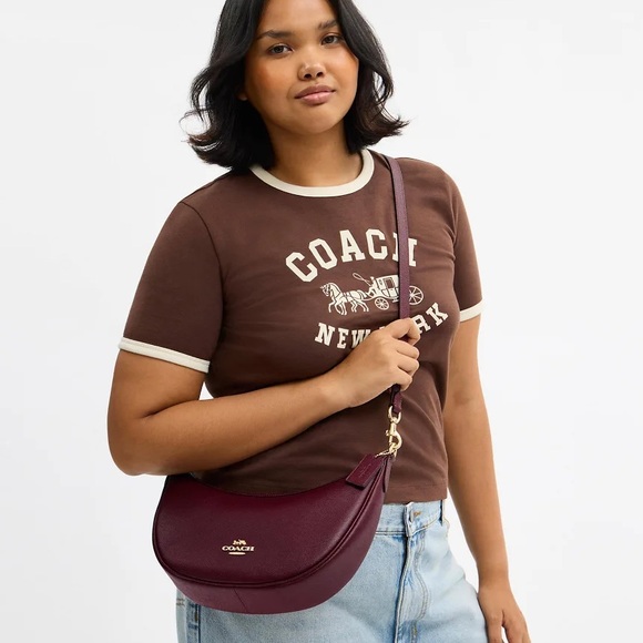 Coach Aria Shoulder Bag Merlot with Gold Hardware - Picture 13 of 13